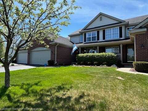 6462 Club Court E, Holly, MI 48442