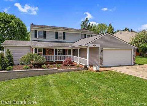 1699 Brentwood Drive, Wixom, MI 48393