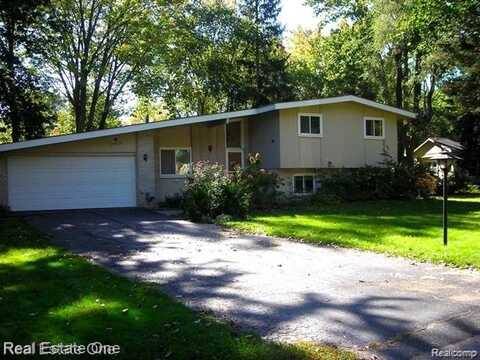 29423 WELLINGTON Street, Farmington Hills, MI 48334