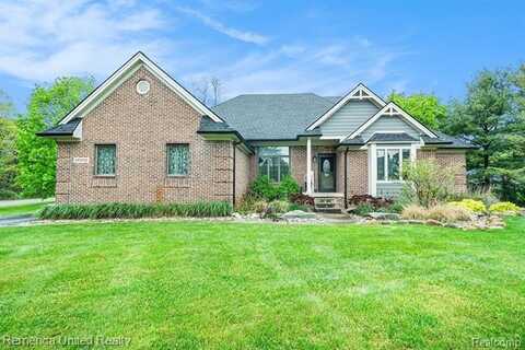 13055 EAGLE, South Lyon, MI 48178