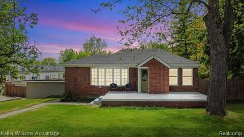 29435 MUNGER Drive, Livonia, MI 48154