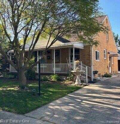 1720 HARWOOD Avenue, Royal Oak, MI 48067