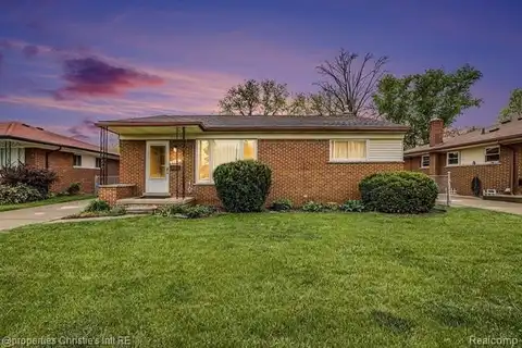 8458 FRANCINE Street, Warren, MI 48093