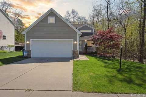 172 Laura Lane, Linden, MI 48451