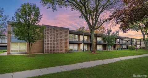 15055 HUBBARD Street, Livonia, MI 48154