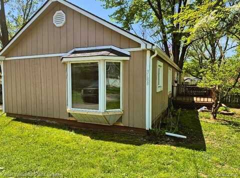 3188 BESSIE Street, Auburn Hills, MI 48326