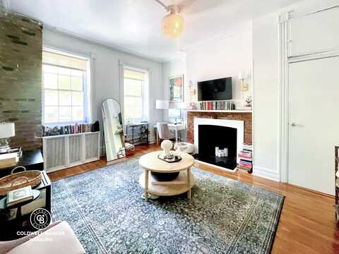 531 Hudson Street, New York, NY 10014