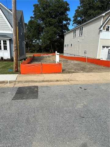 158 Riverview Avenue, Smithfield, VA 23430