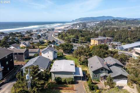 1043 SW 8TH ST, Lincoln City, OR 97367