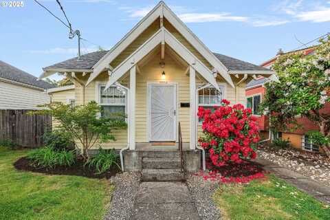 5851 NE 12TH AVE, Portland, OR 97211