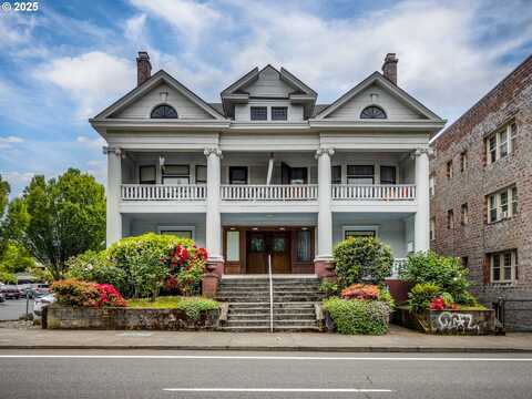 1010 NE WEIDLER ST, Portland, OR 97232
