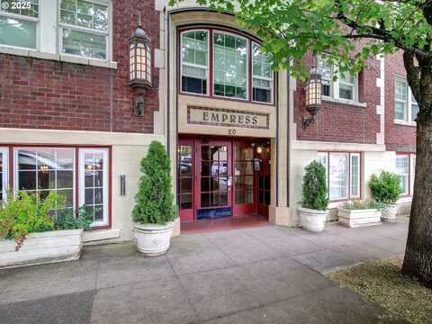 20 NW 16TH AVE, Portland, OR 97209