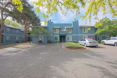 2330 SE BROOKWOOD AVE, Hillsboro, OR 97123