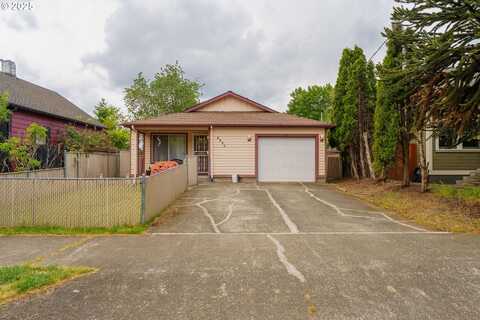 3905 SE 69TH AVE, Portland, OR 97206