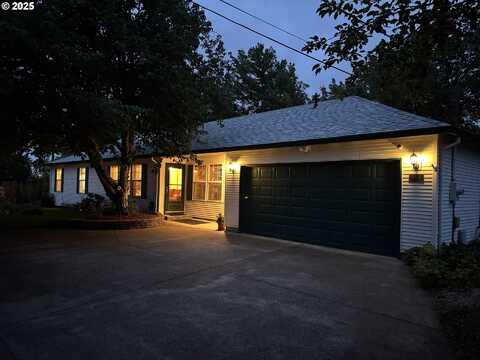 3216 NE 110TH PL, Portland, OR 97220