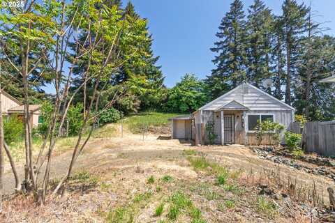 1619 NW MULHOLLAND DR, Roseburg, OR 97470
