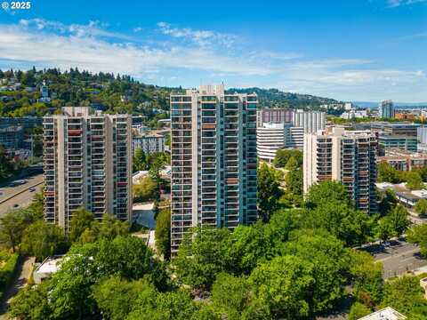 2211 SW 1ST AVE, Portland, OR 97201