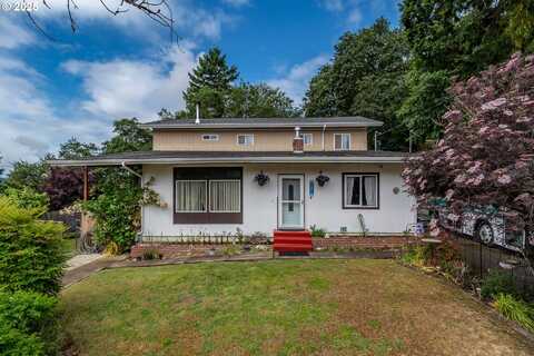 1852 NW DOGWOOD ST, Roseburg, OR 97471