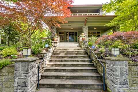 554 NE ROYAL CT, Portland, OR 97232