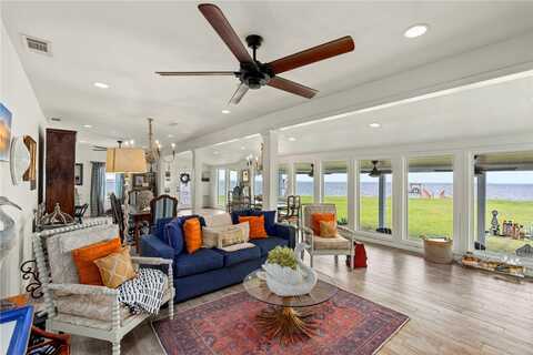 620 Egery Island, Taft, TX 78390
