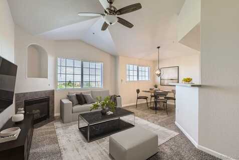 5705 N Genoa Way, Aurora, CO 80019