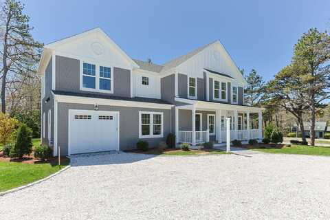 14 Azalea Lane, Mashpee, MA 02649