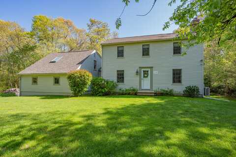 215 Church Street, West Barnstable, MA 02668