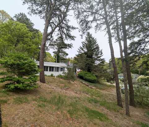 62 Old Fish House Road, South Dennis, MA 02660