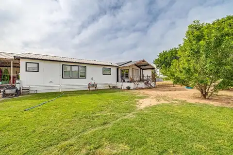 8918 Paradise Lane, San Angelo, TX 76901
