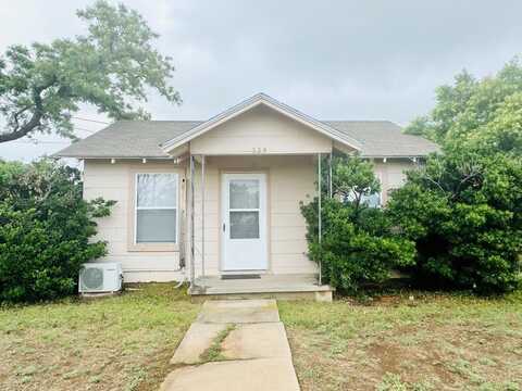 325 E 47th St, San Angelo, TX 76903