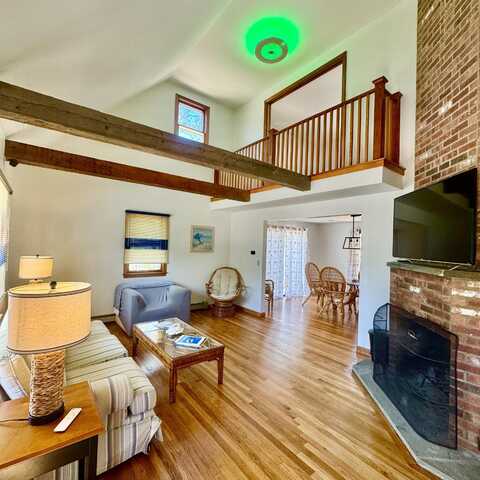 29 Lumberjack Trail, West Yarmouth, MA 02673