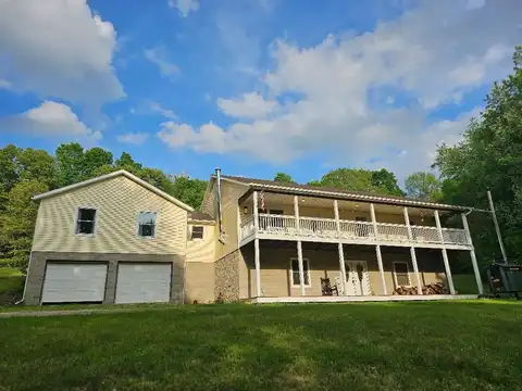 10095 Licking Valley Road, Frazeysburg, OH 43822