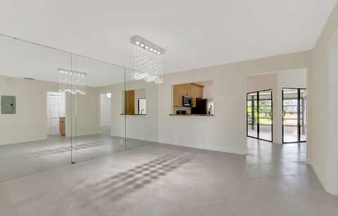 9258 Ketay Circle, Boca Raton, FL 33428