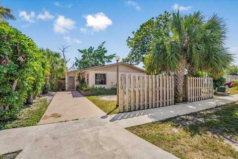 2910 SW 11th Street, Fort Lauderdale, FL 33312