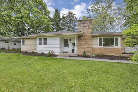 2095 Mccoy Road, Upper Arlington, OH 43220