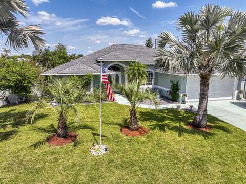 2720 SE Kern Road, Port Saint Lucie, FL 34984