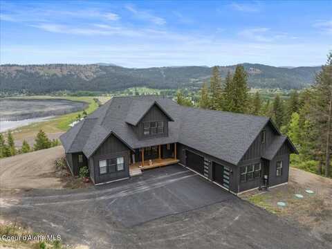 424 Patriots Dr, Saint Maries, ID 83861