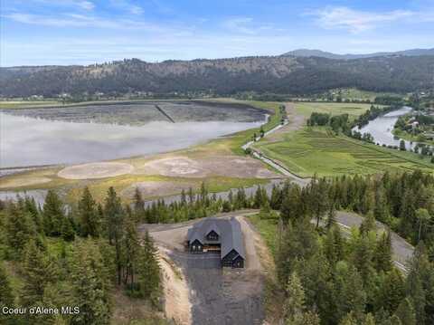 424 Patriots Dr, Saint Maries, ID 83861