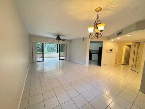 7519 La Paz Boulevard, Boca Raton, FL 33433