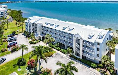 20 NE Plantation Road, Stuart, FL 34996