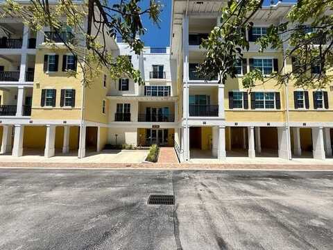 3130 W Latitude Circle, Delray Beach, FL 33483