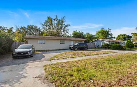 215 Huron Place, West Palm Beach, FL 33409