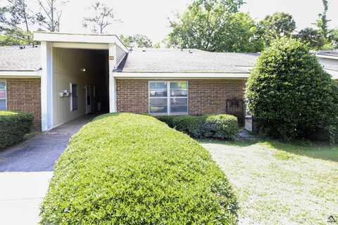 110C Westcliff Center, Warner Robins, GA 31093