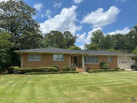 301 Pine Valley Drive, Warner Robins, GA 31088