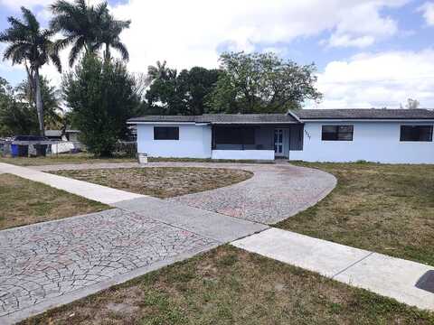 1237 NW 17 Street, Fort Lauderdale, FL 33311