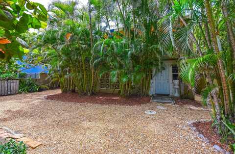 126 Peruvian Avenue, Palm Beach, FL 33480