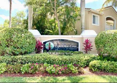 272 Village Boulevard, Tequesta, FL 33469