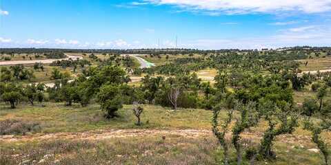 808 LaGrange Dr, Fredericksburg, TX 78624