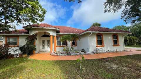 2332 SW Savona Boulevard, Port Saint Lucie, FL 34953