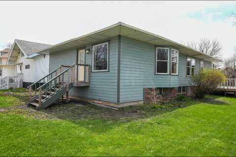 1604 Mamie Eisenhower Avenue, Boone, IA 50036
